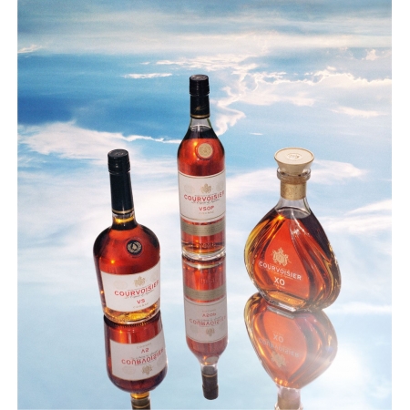 VS Cognac Courvoisier "New Range"